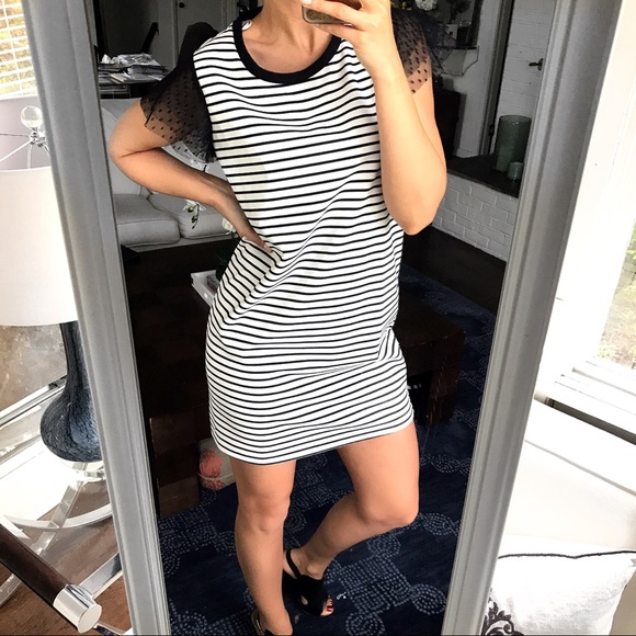 Adrienne Vittadini Dresses & Skirts - LAST ONE, S/L Black White Stripe Mini Dress 🖤